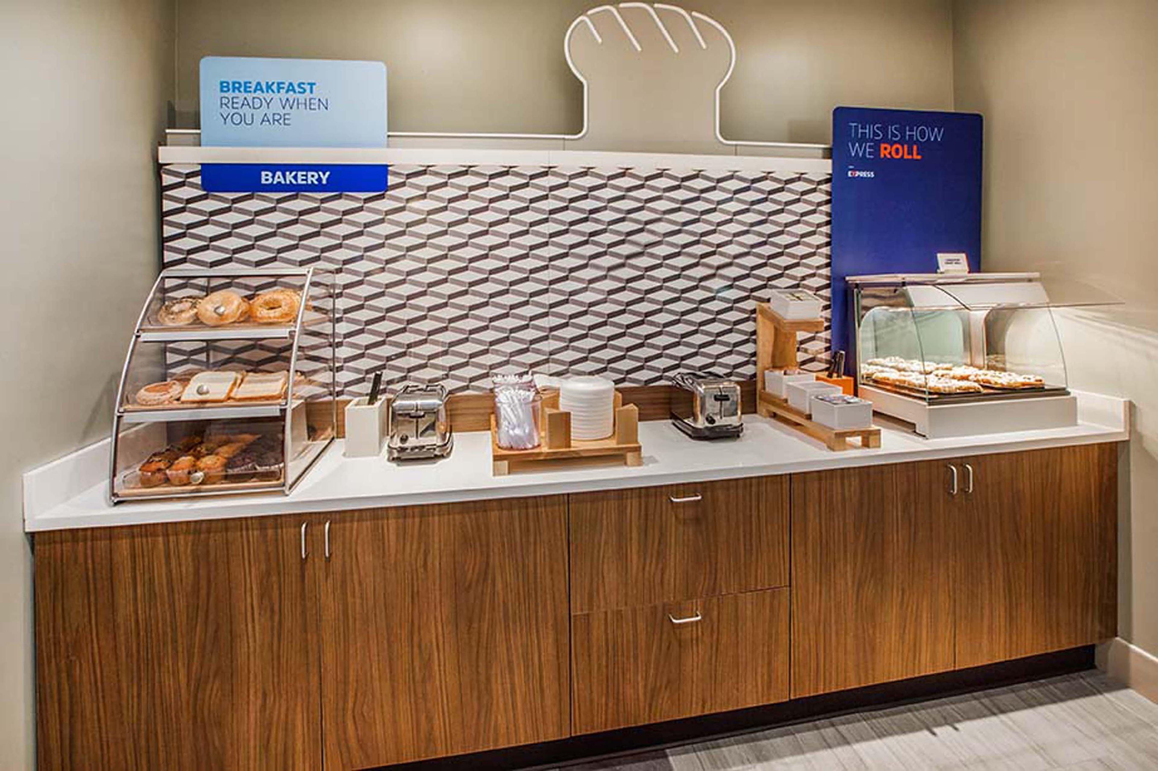 Holiday Inn Express Hotel & Suites Waller By Ihg Zewnętrze zdjęcie