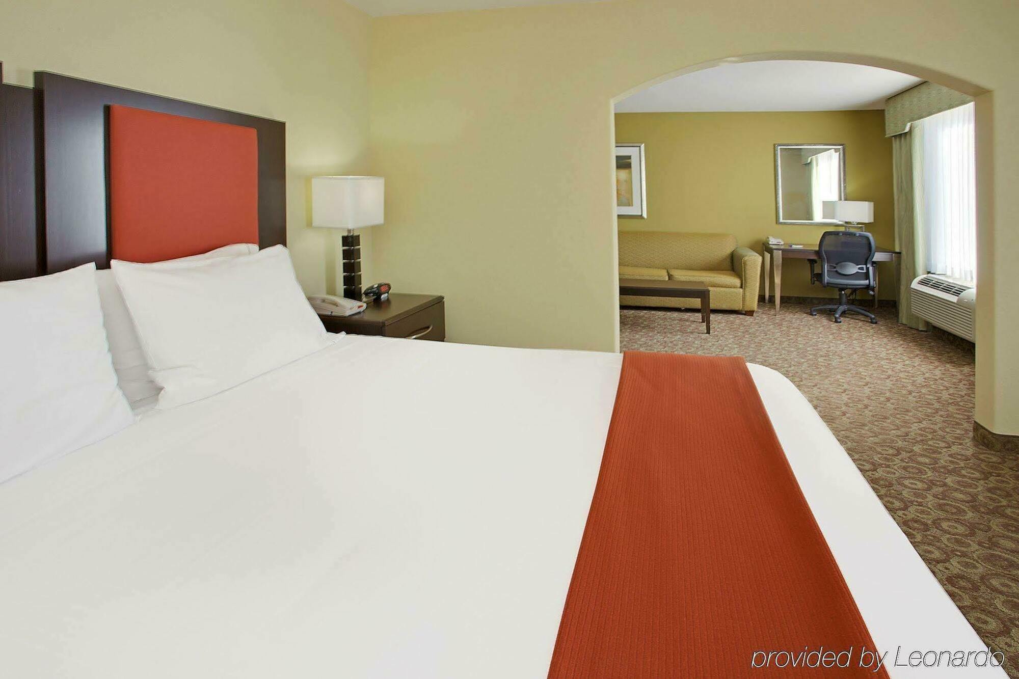 Holiday Inn Express Hotel & Suites Waller By Ihg Zewnętrze zdjęcie